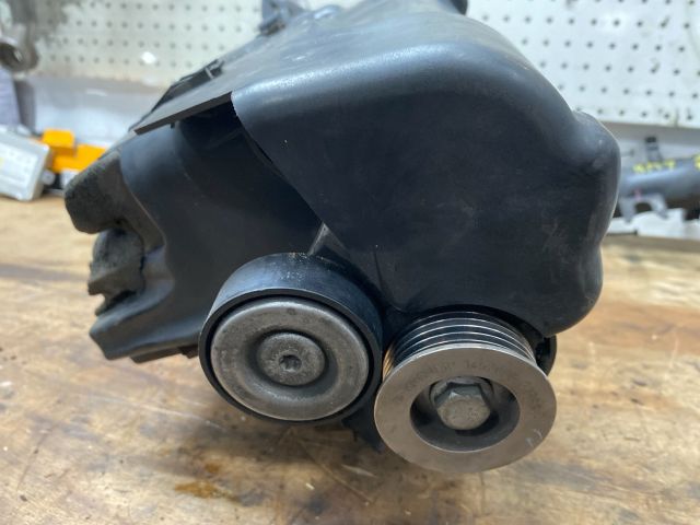 bontott VW GOLF V Légkompresszor