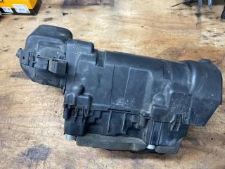 bontott VW GOLF V Légkompresszor