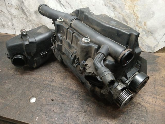 bontott VW GOLF V Légkompresszor