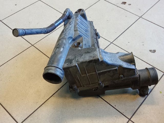 bontott VW GOLF V Légszűrő Ház