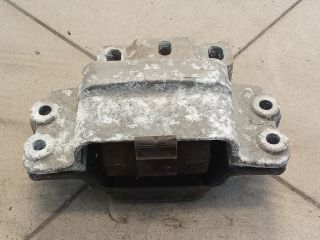 bontott VW GOLF V Motor Tartó Bak (Pozíciófüggetlen)