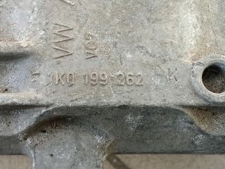 bontott VW GOLF V Motor Tartó Bak (Pozíciófüggetlen)