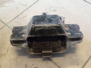 bontott VW GOLF V Motor Tartó Bak (Pozíciófüggetlen)