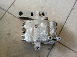 bontott VW GOLF V Motor Tartó Bak (Pozíciófüggetlen)