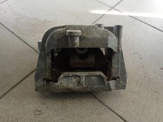 bontott VW GOLF V Motor Tartó Bak (Pozíciófüggetlen)