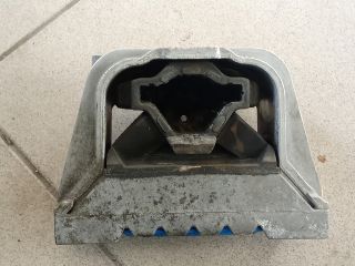 bontott VW GOLF V Motor Tartó Bak (Pozíciófüggetlen)