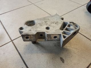 bontott VW GOLF V Motor Tartó Bak (Pozíciófüggetlen)