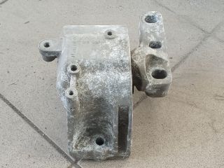 bontott VW GOLF V Motor Tartó Bak (Pozíciófüggetlen)