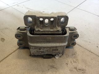 bontott VW GOLF V Motor Tartó Bak (Pozíciófüggetlen)