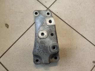 bontott VW GOLF V Motor Tartó Bak (Pozíciófüggetlen)