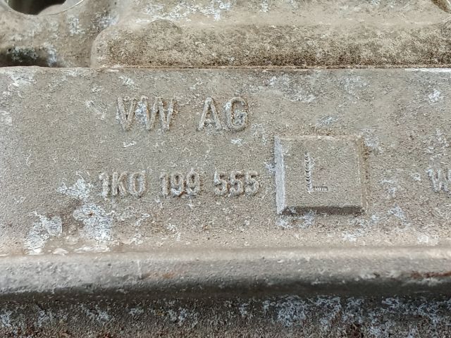 bontott VW GOLF V Motor Tartó Bak (Pozíciófüggetlen)