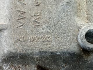 bontott VW GOLF V Motor Tartó Bak (Pozíciófüggetlen)