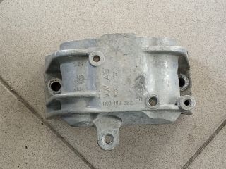 bontott VW GOLF V Motor Tartó Bak (Pozíciófüggetlen)