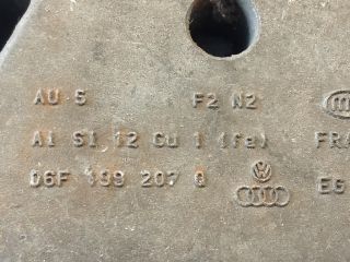 bontott VW GOLF V Motor Tartó Bak (Pozíciófüggetlen)