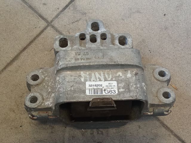 bontott VW GOLF V Motor Tartó Bak (Pozíciófüggetlen)