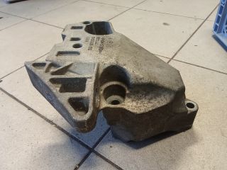 bontott VW GOLF V Motor Tartó Bak (Pozíciófüggetlen)