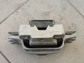 bontott VW GOLF V Motor Tartó Bak (Pozíciófüggetlen)