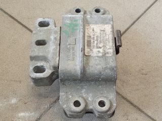 bontott VW GOLF V Motor Tartó Bak (Pozíciófüggetlen)