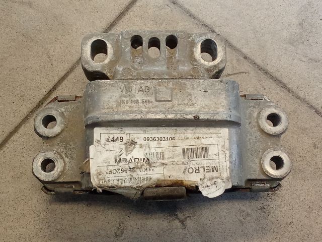 bontott VW GOLF V Motor Tartó Bak (Pozíciófüggetlen)