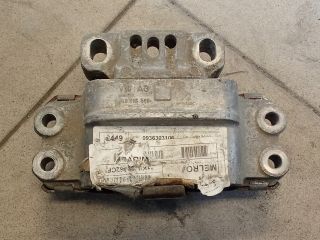 bontott VW GOLF V Motor Tartó Bak (Pozíciófüggetlen)