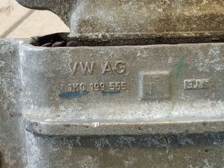 bontott VW GOLF V Motor Tartó Bak (Pozíciófüggetlen)