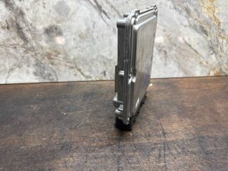 bontott VW GOLF V Motorvezérlő