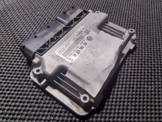 bontott VW GOLF V Motorvezérlő