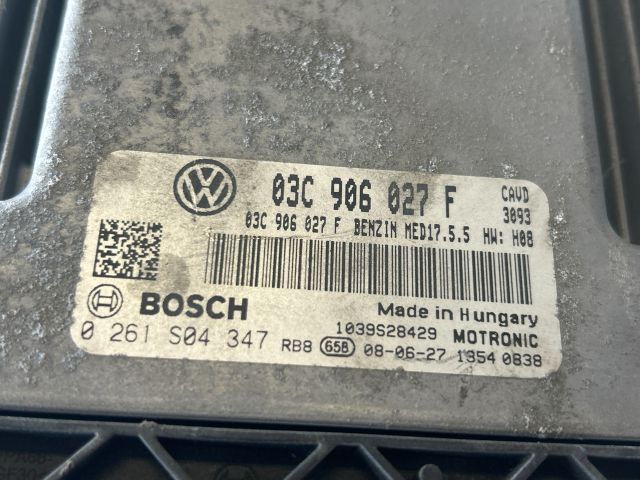 bontott VW GOLF V Motorvezérlő