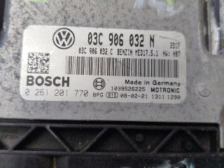 bontott VW GOLF V Motorvezérlő