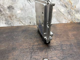 bontott VW GOLF V Motorvezérlő