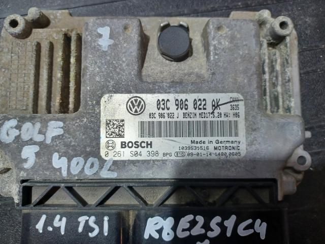 bontott VW GOLF V Motorvezérlő