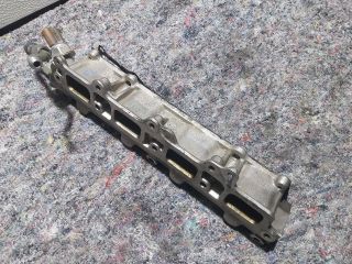 bontott VW GOLF V Nagynyomású Üzemanyag Gyűjtőcső