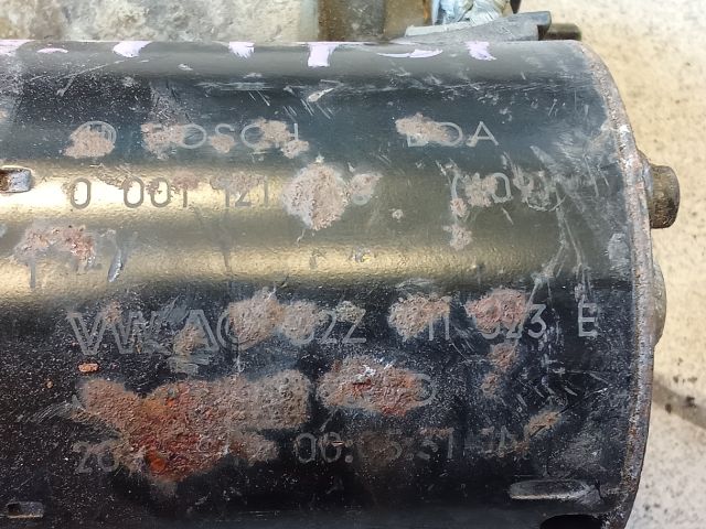 bontott VW GOLF V Önindító