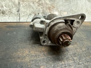 bontott VW GOLF V Önindító