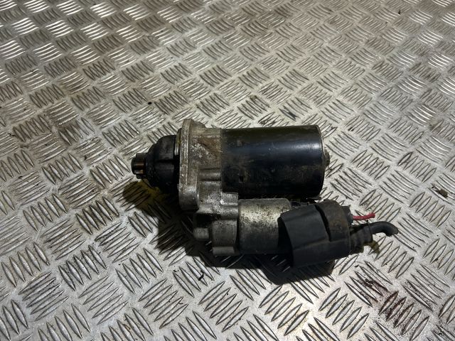 bontott VW GOLF V Önindító