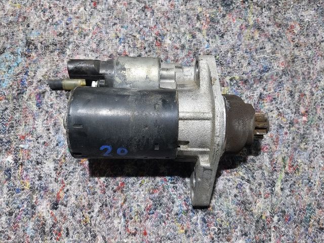 bontott VW GOLF V Önindító