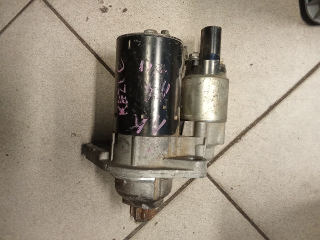 bontott VW GOLF V Önindító