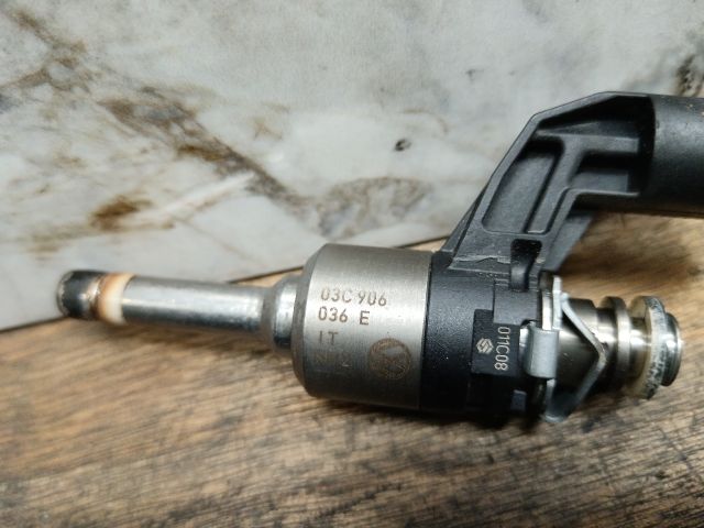 bontott VW GOLF V Porlasztó (1 db)