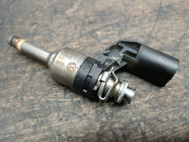 bontott VW GOLF V Porlasztó (1 db)