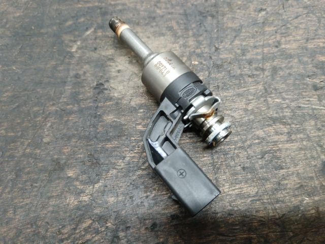 bontott VW GOLF V Porlasztó (1 db)