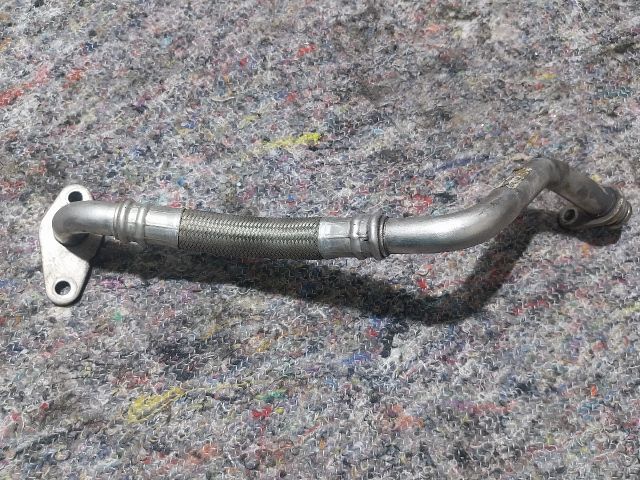 bontott VW GOLF V Turbó Olajcső