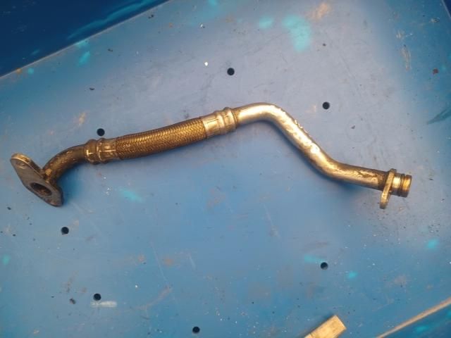 bontott VW GOLF V Turbó Olajcső