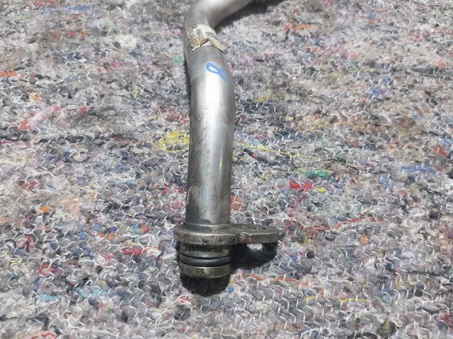 bontott VW GOLF V Turbó Olajcső