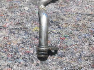 bontott VW GOLF V Turbó Olajcső