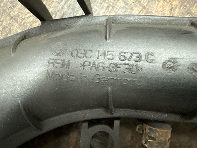 bontott VW GOLF V Turbó Olajcső