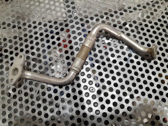 bontott VW GOLF V Turbó Olajcső