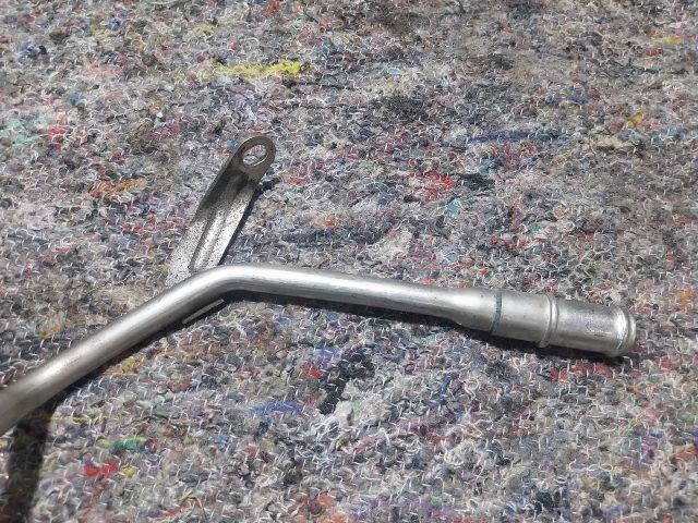 bontott VW GOLF V Turbó Vízcső (Bemenő)