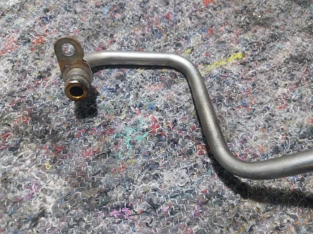 bontott VW GOLF V Turbó Vízcső (Visszatérő)