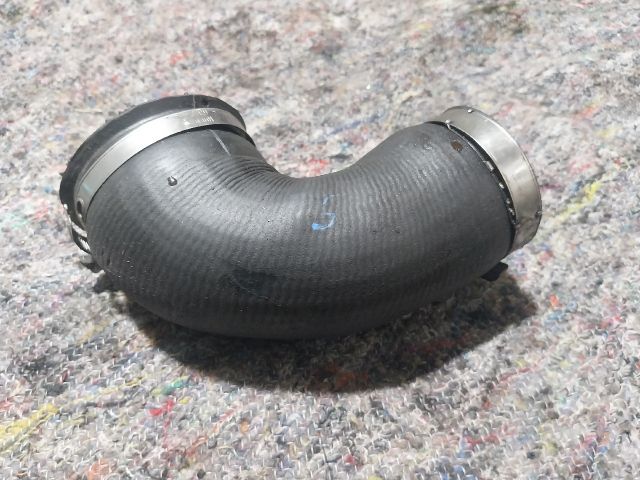 bontott VW GOLF V Turbócső