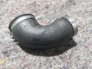 bontott VW GOLF V Turbócső